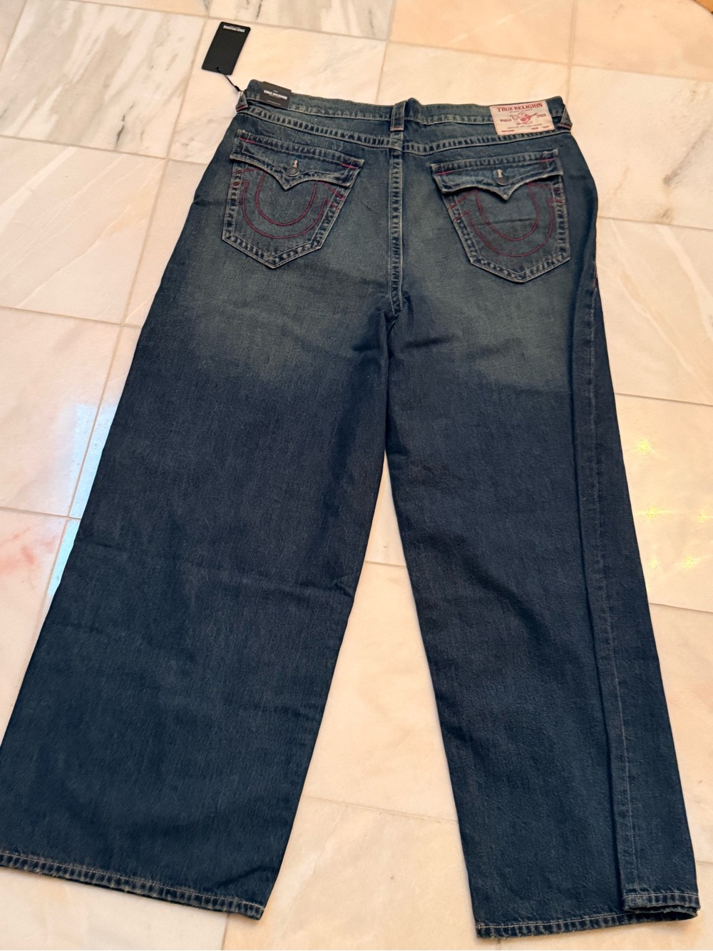 True Religion Men's Relaxed Wide-Leg Jeans in Faded Blue - Picture 2 of 6